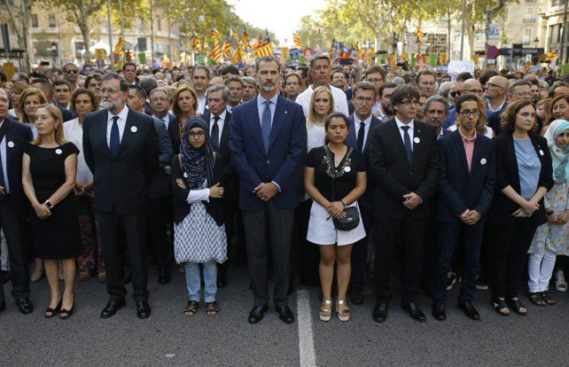 Tribunal suspenden pleno del Parlamento catalán Tribunal suspenden pleno del Parlamento catalán
