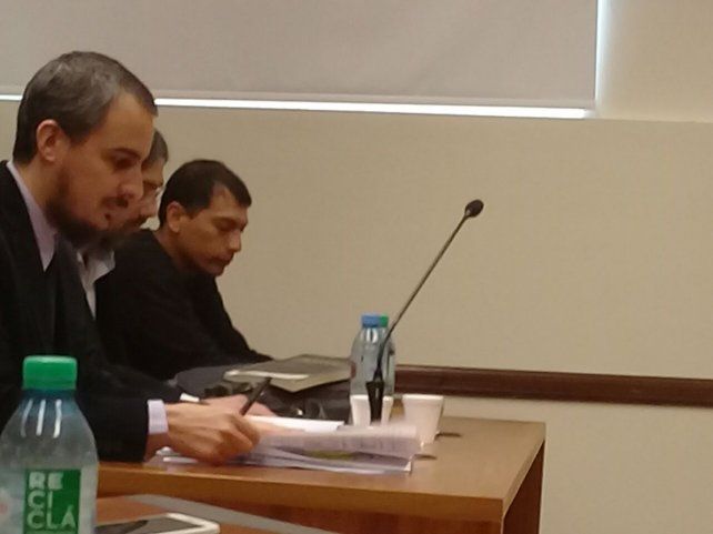 En el fondo, el imputado por el crimen, Leandro Ochoa de 27 años.